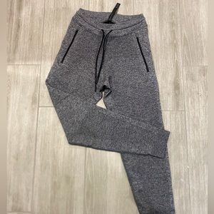 Men’s Grey Lululemon Sweatpants Joggers size S